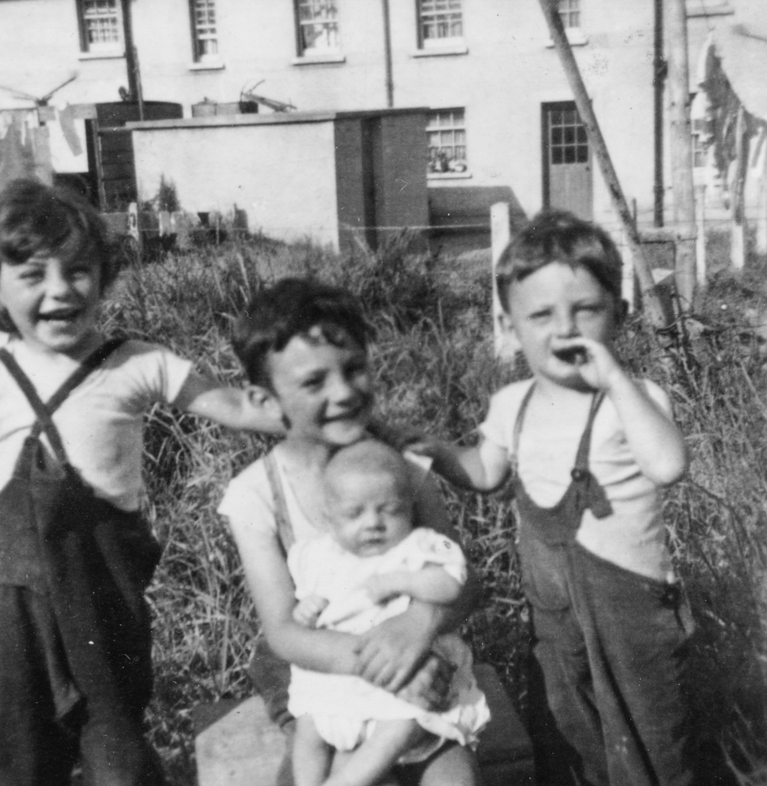 Grainne, Liam, Meehaul and Fionnghuala Smith at Glavin’s Terrace in Cobh, Cork c. 1956.
